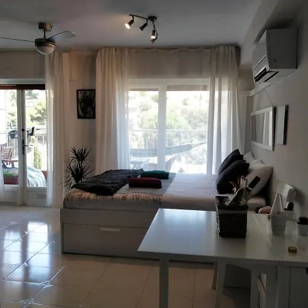 Bonavista With A Balcony - דירה *